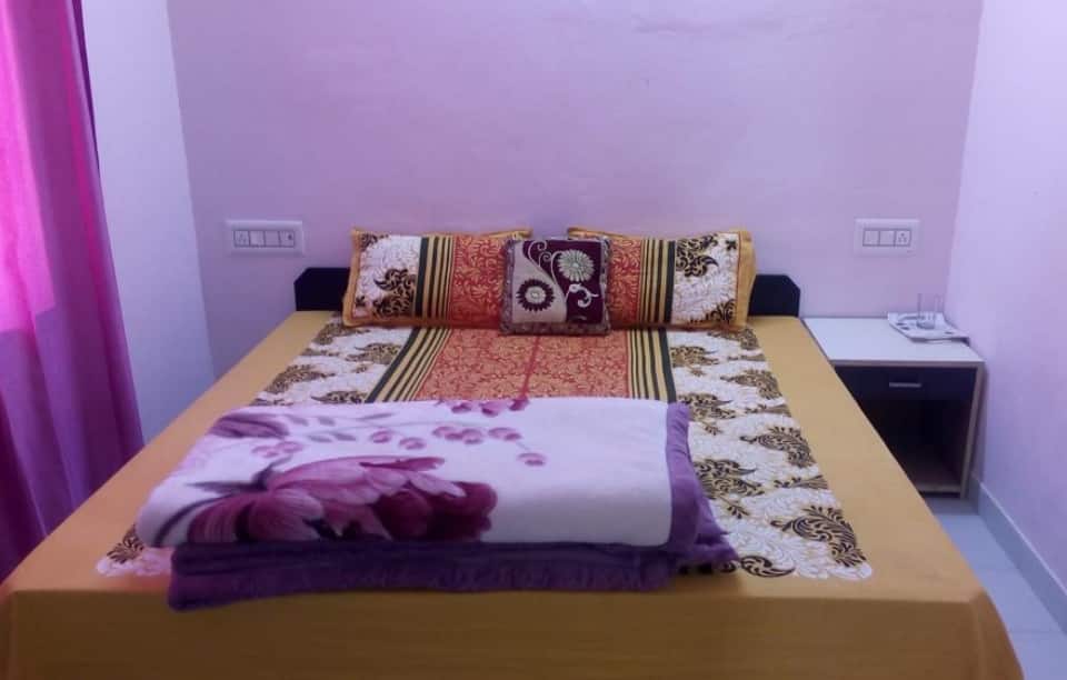 Hotel Pooja Palace